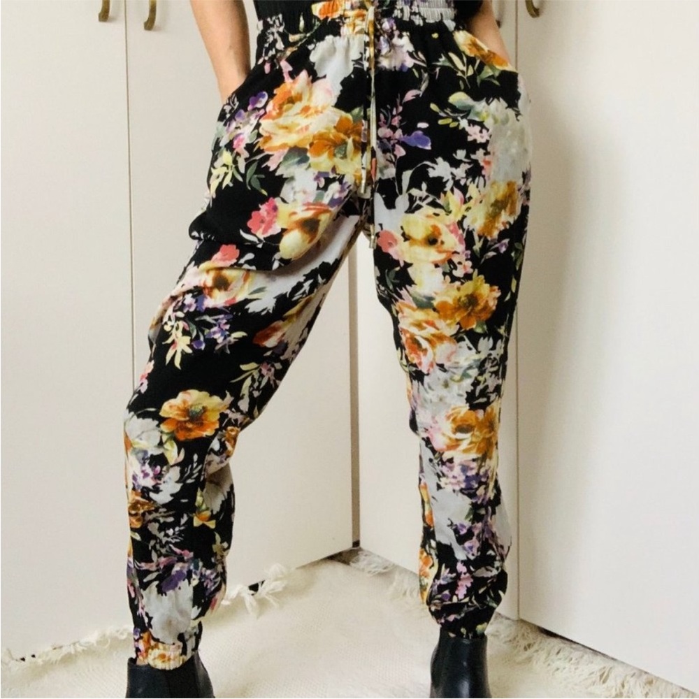 Buffalo David Bitton Floral Joggers NWT